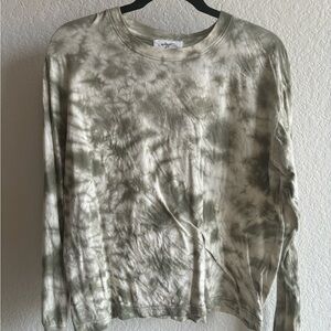 Carly Jean Los Angeles Green Tie-Dye Long Sleeve Tee